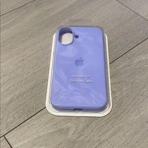 Apple iPhone 17 Silicone Case - Light Purple